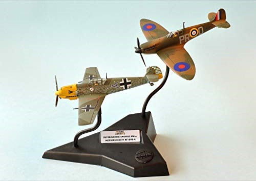 Airfix A50135 1:72 Dogfight Double Gift Set Spitfire Mk.1a and ME109E-4